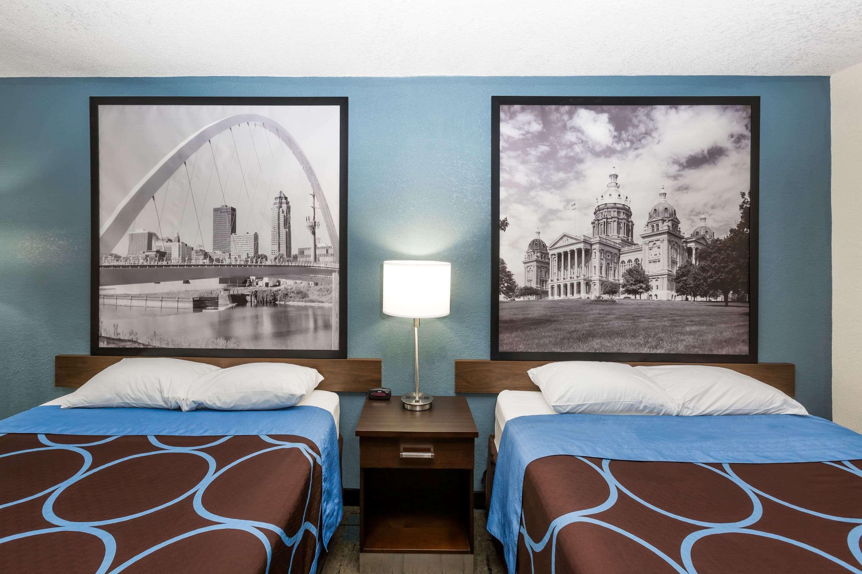 ซูเปอร์ 8 บาย วินด์แฮม เออร์บันเดล/เดอมอยน์ แอเรีย Motel Urbandale ภายนอก รูปภาพ